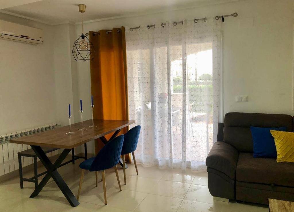 Villa Life . Precioso Bajo Frente Piscina Sucina Dış mekan fotoğraf