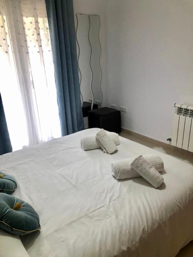 Villa Life . Precioso Bajo Frente Piscina Sucina Dış mekan fotoğraf