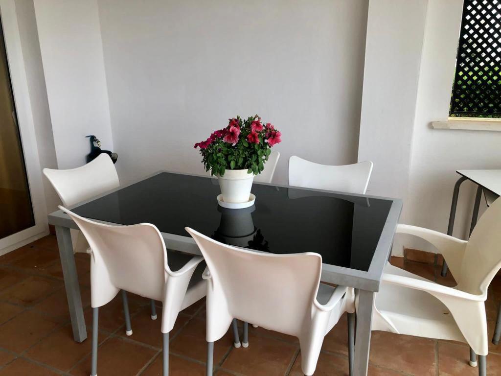 Villa Life . Precioso Bajo Frente Piscina Sucina Dış mekan fotoğraf